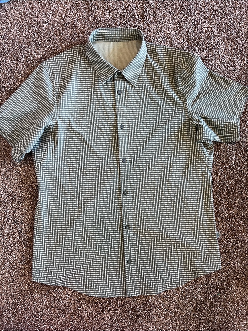 lululemon athletica Short-Sleeve Button-Up in Green and Black Micro-Check